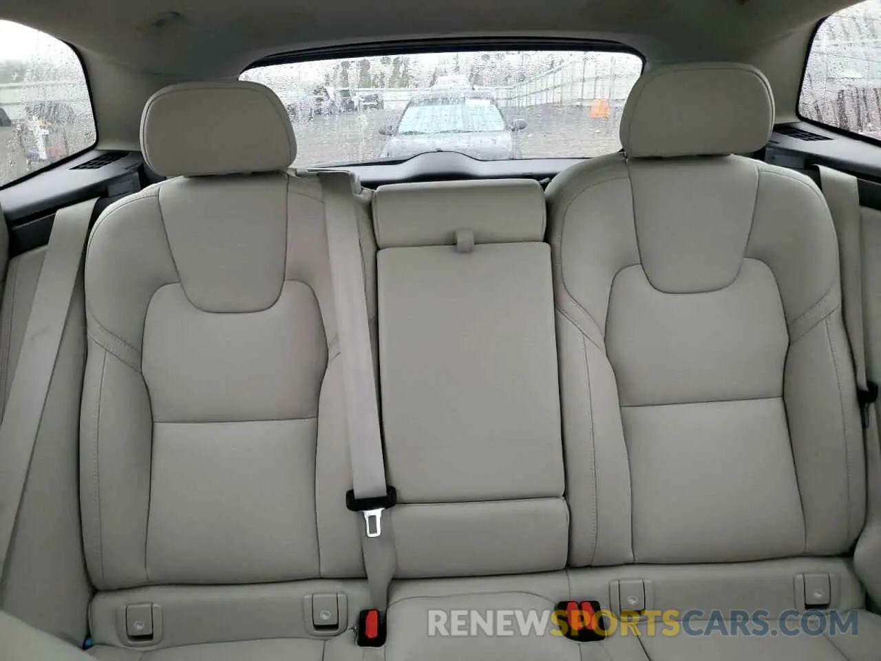 10 Фотография поврежденного автомобиля YV4062RX6P1341432 VOLVO XC60 ULTIM 2023