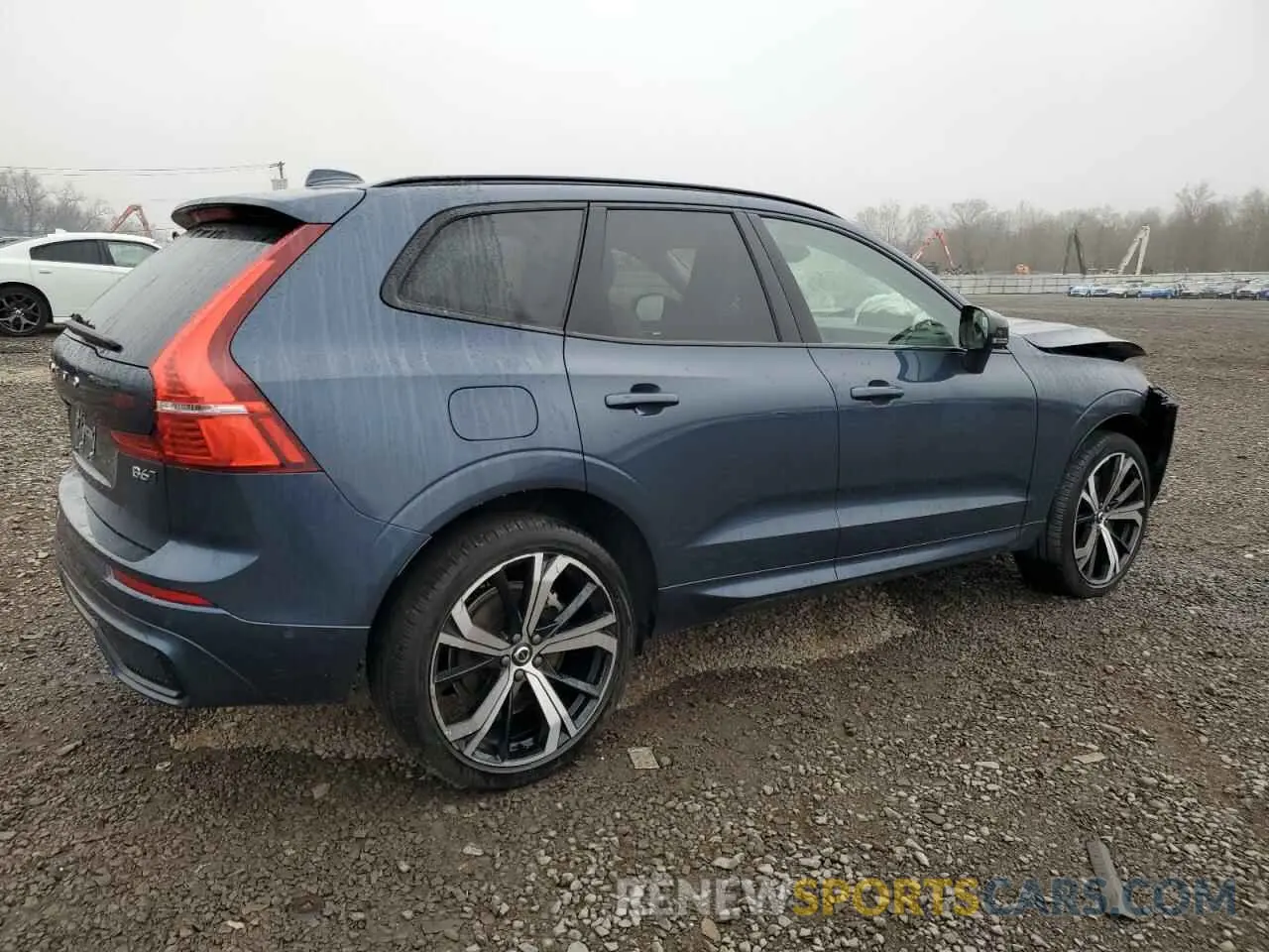 3 Фотография поврежденного автомобиля YV4062RX6P1341432 VOLVO XC60 ULTIM 2023