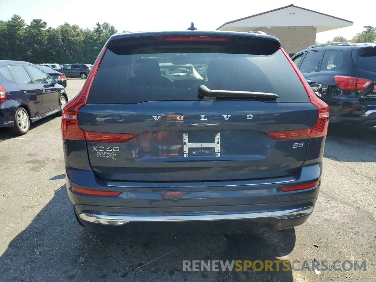 6 Photograph of a damaged car YV4L12DA8P1337770 VOLVO XC60 ULTIM 2023