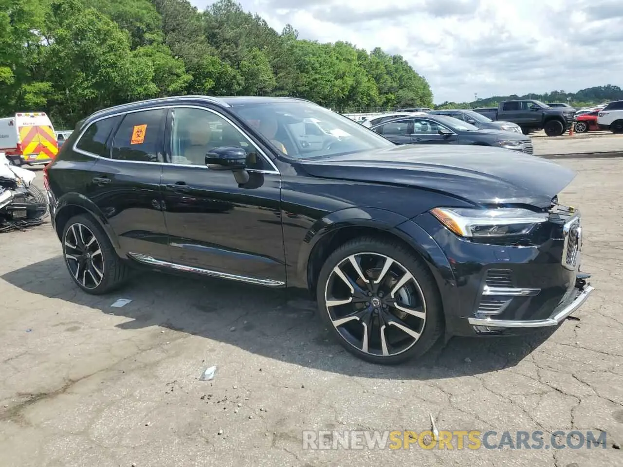 4 Фотография поврежденного автомобиля YV4L12RA4P1379913 VOLVO XC60 ULTIM 2023