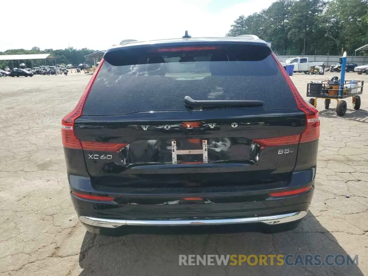 6 Фотография поврежденного автомобиля YV4L12RA4P1379913 VOLVO XC60 ULTIM 2023