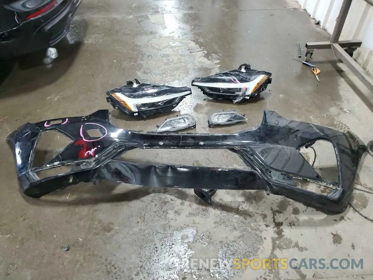 13 Photograph of a damaged car YV4L12RX9P1195104 VOLVO XC60 ULTIM 2023