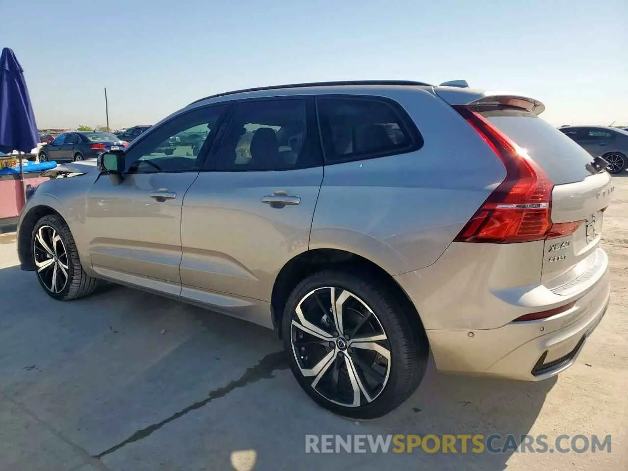 2 Фотография поврежденного автомобиля YV4L12RM0R1933865 VOLVO XC60 ULTIM 2024