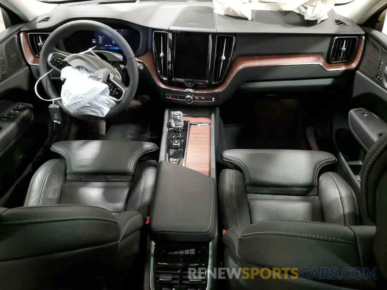 8 Photograph of a damaged car YV4L12RM1R1912457 VOLVO XC60 ULTIM 2024