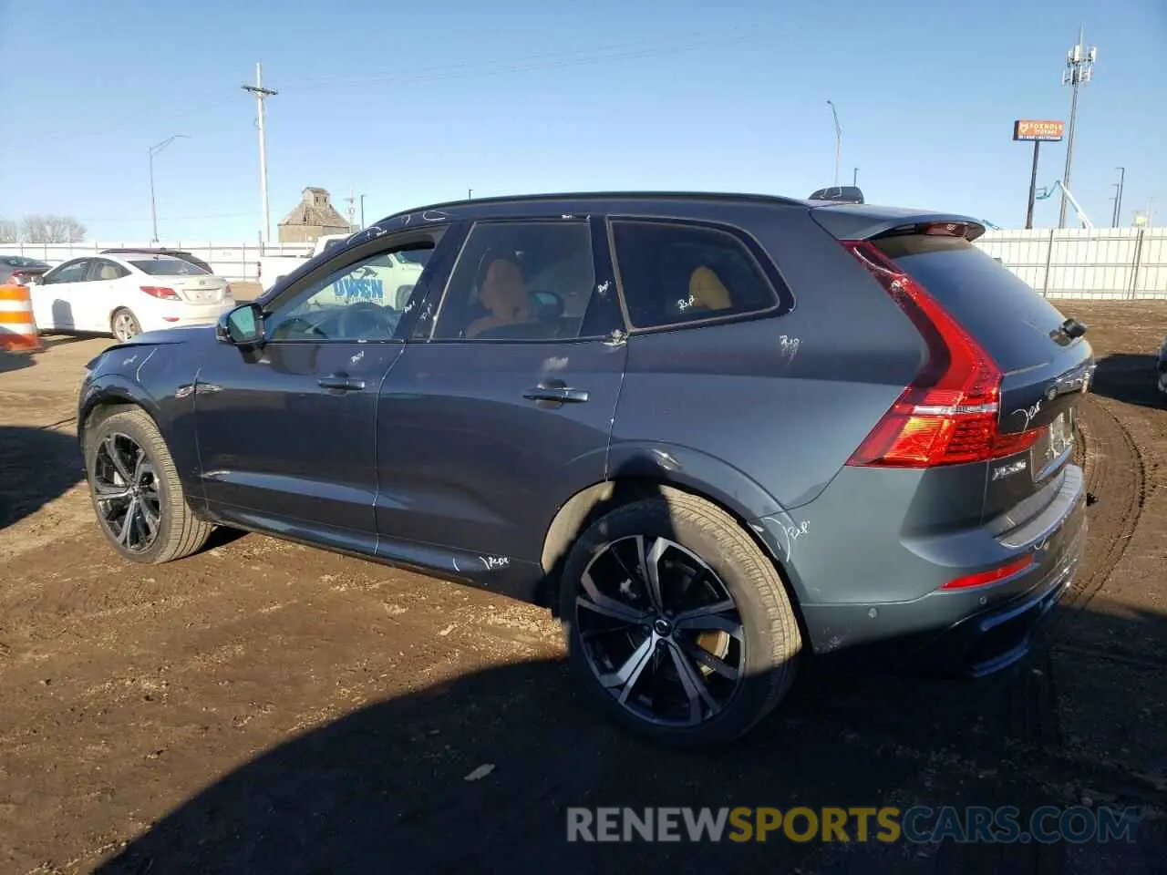 2 Фотография поврежденного автомобиля YV4L12RM5R1819103 VOLVO XC60 ULTIM 2024