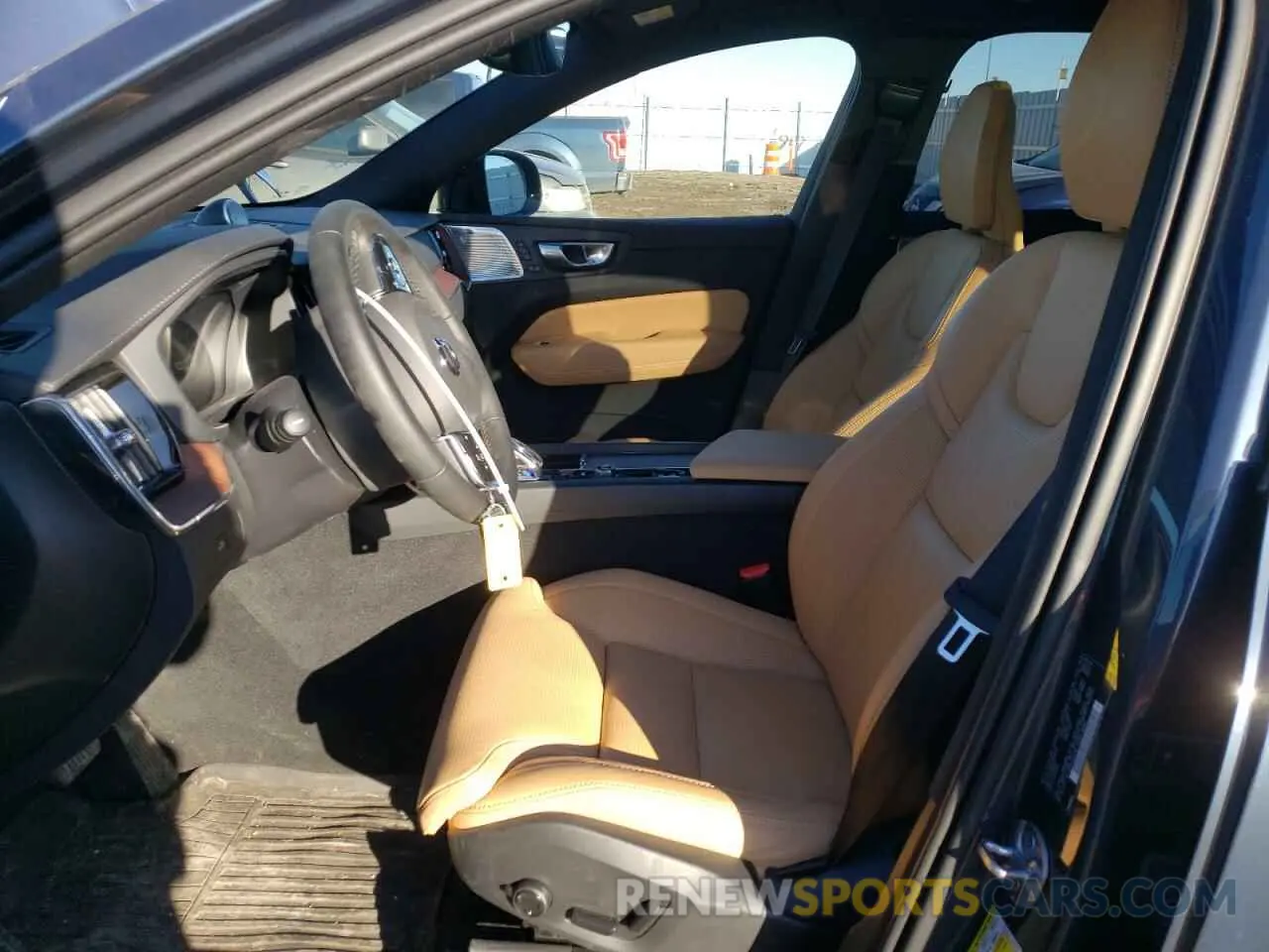 7 Фотография поврежденного автомобиля YV4L12RM5R1819103 VOLVO XC60 ULTIM 2024