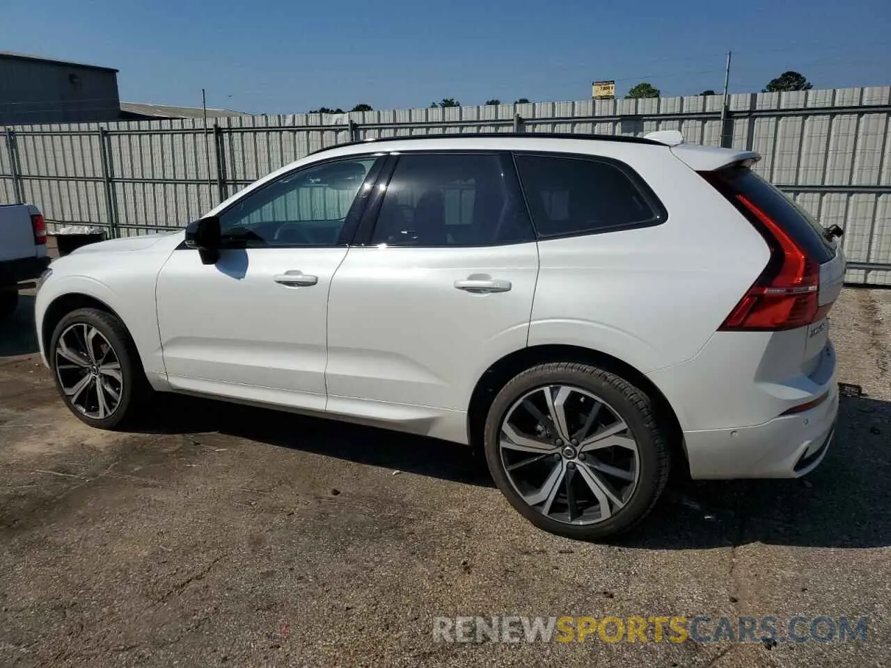 2 Photograph of a damaged car YV4L12RM6R1731953 VOLVO XC60 ULTIM 2024