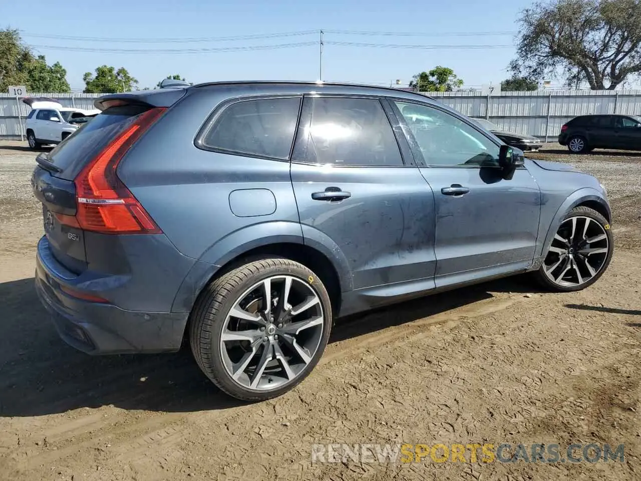 3 Photograph of a damaged car YV4L12RM7R1938769 VOLVO XC60 ULTIM 2024
