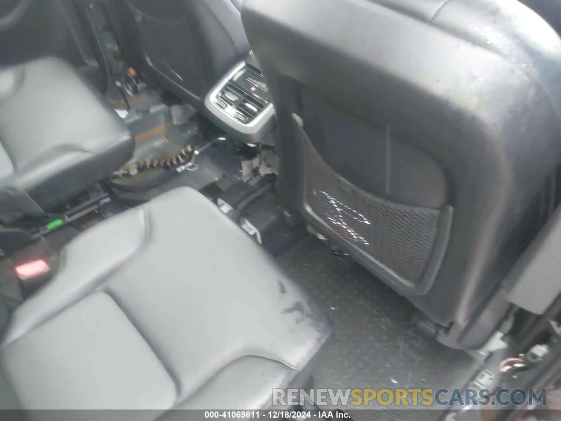 15 Photograph of a damaged car YV4102CK0K1505012 VOLVO XC90 2019