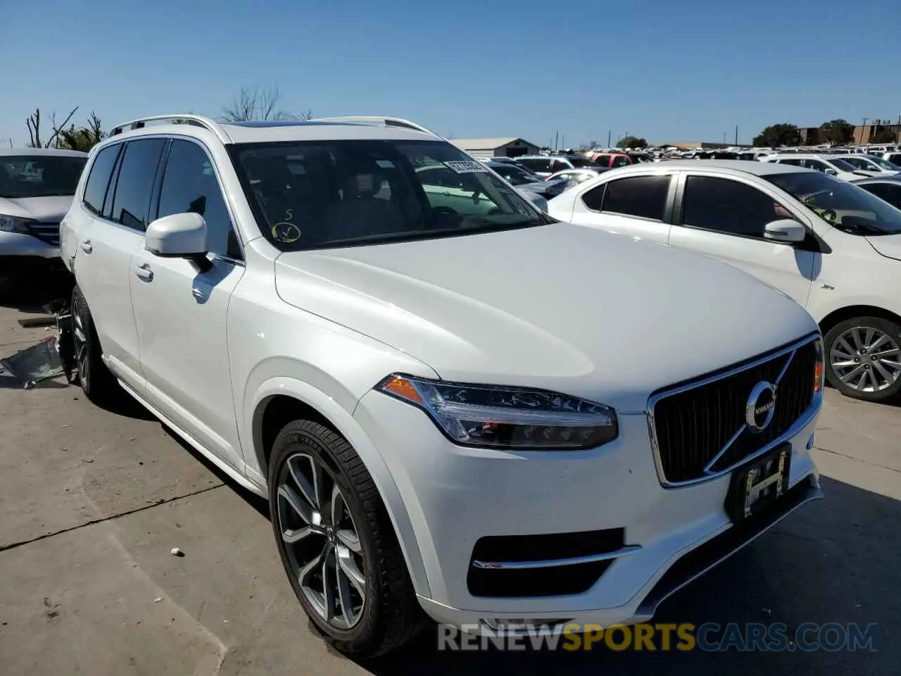 1 Photograph of a damaged car YV4102CK1K1437612 VOLVO XC90 2019