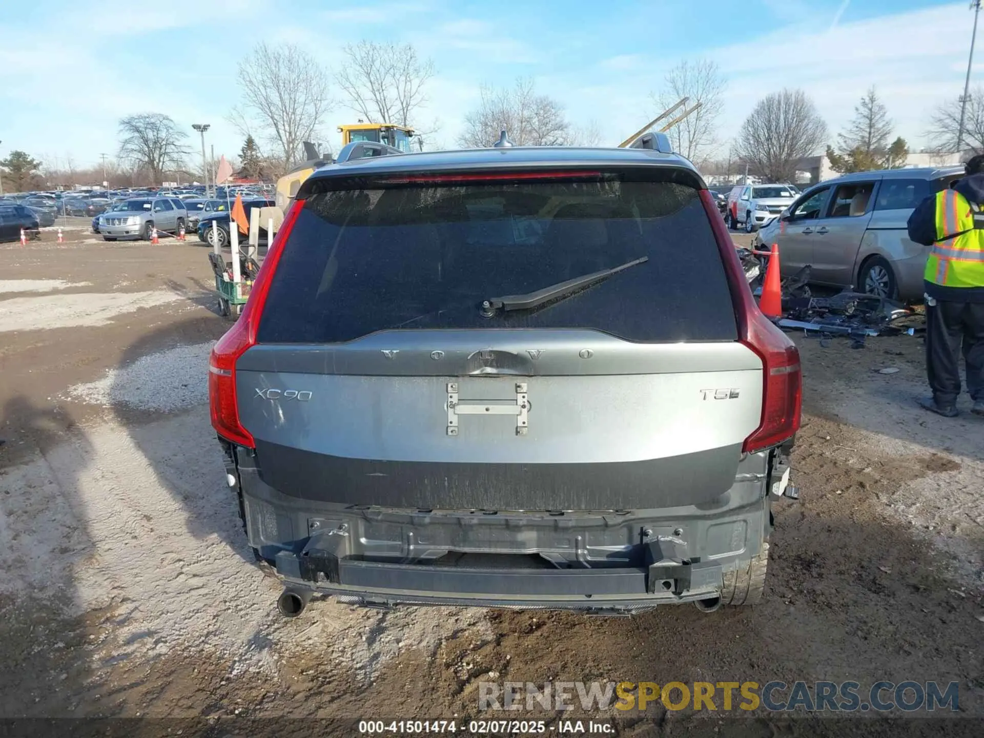 15 Photograph of a damaged car YV4102PK0K1419547 VOLVO XC90 2019