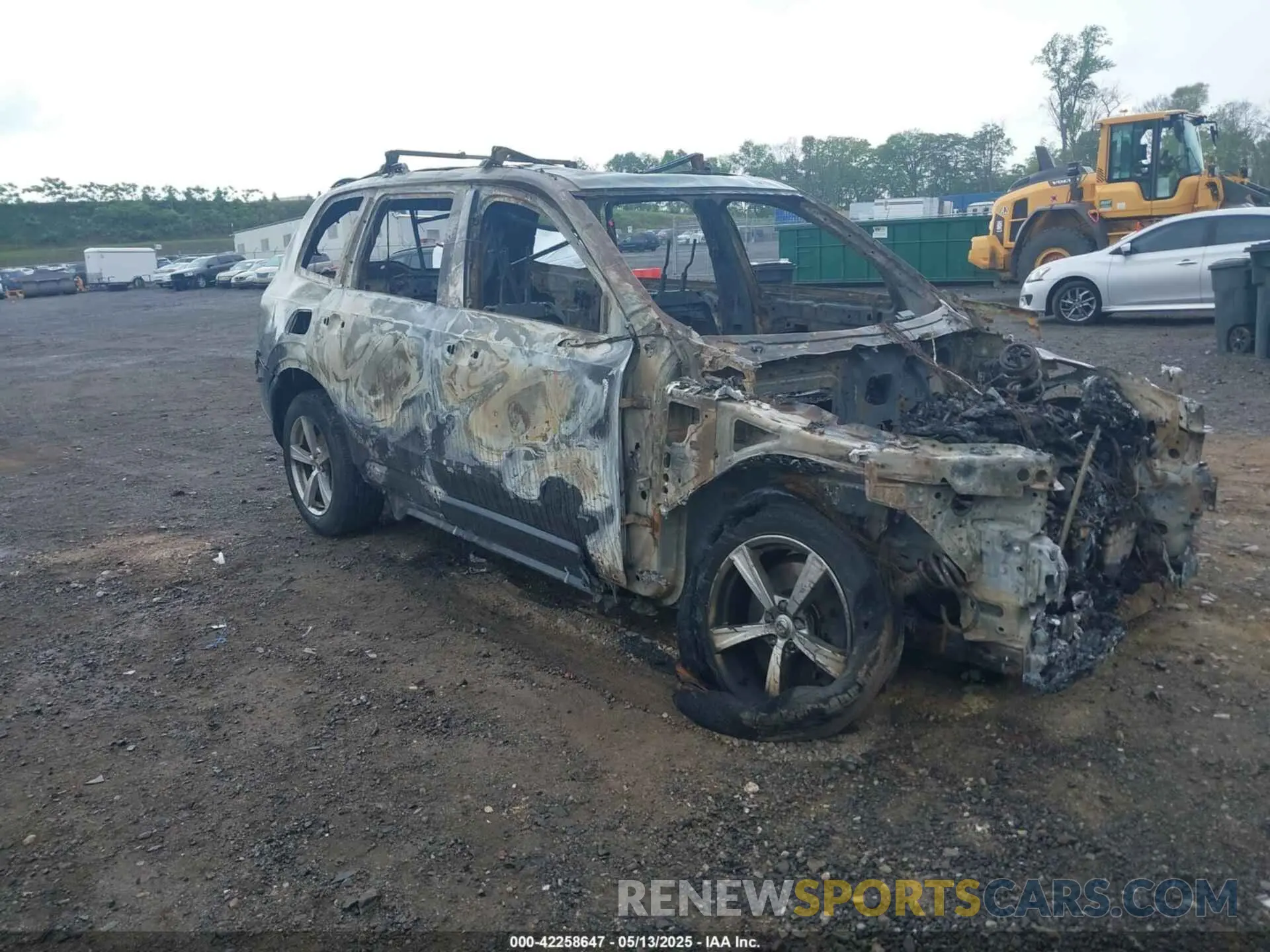 1 Photograph of a damaged car YV4102PKXK1424657 VOLVO XC90 2019