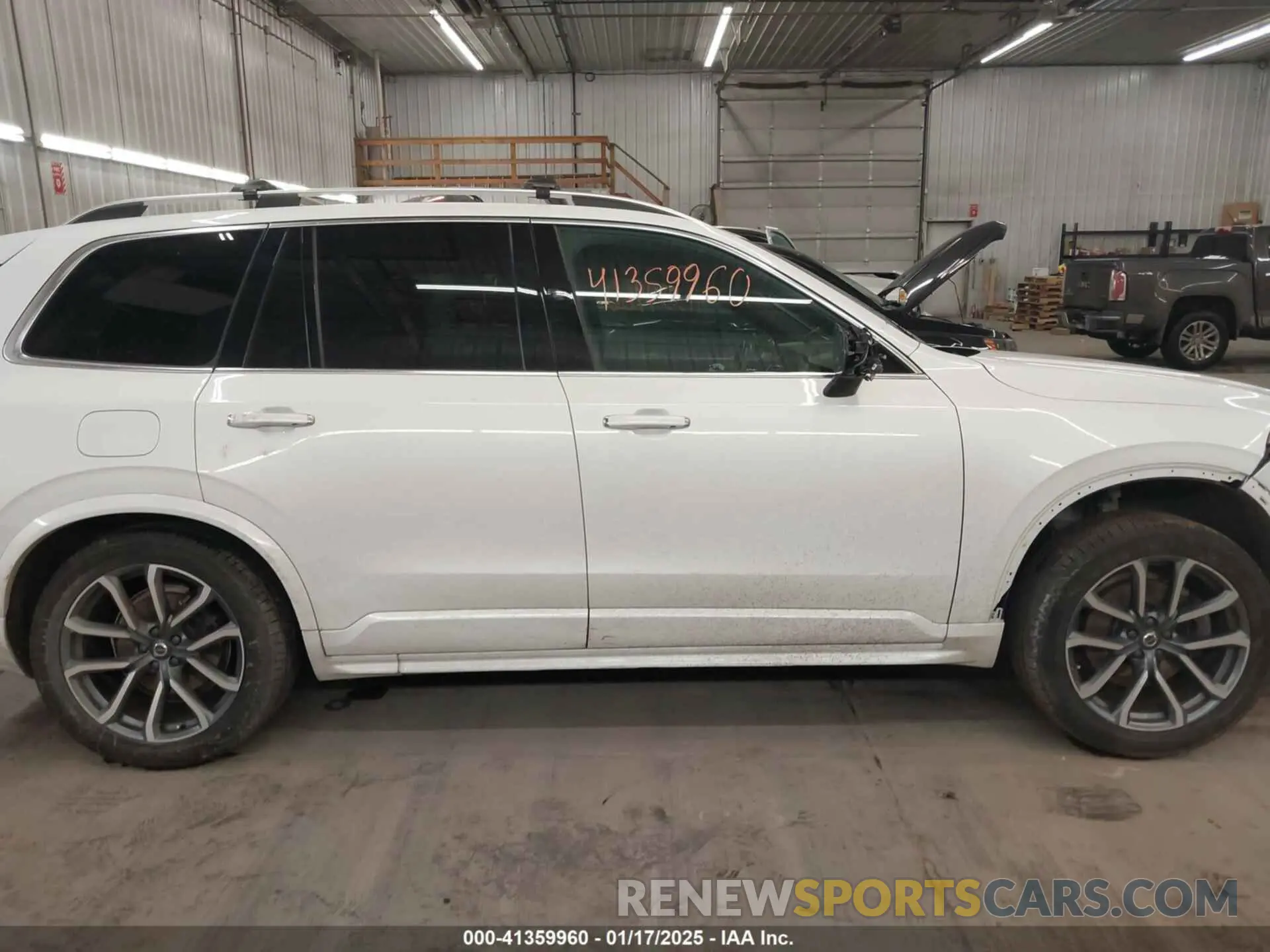 14 Фотография поврежденного автомобиля YV4A22PK3K1452939 VOLVO XC90 2019
