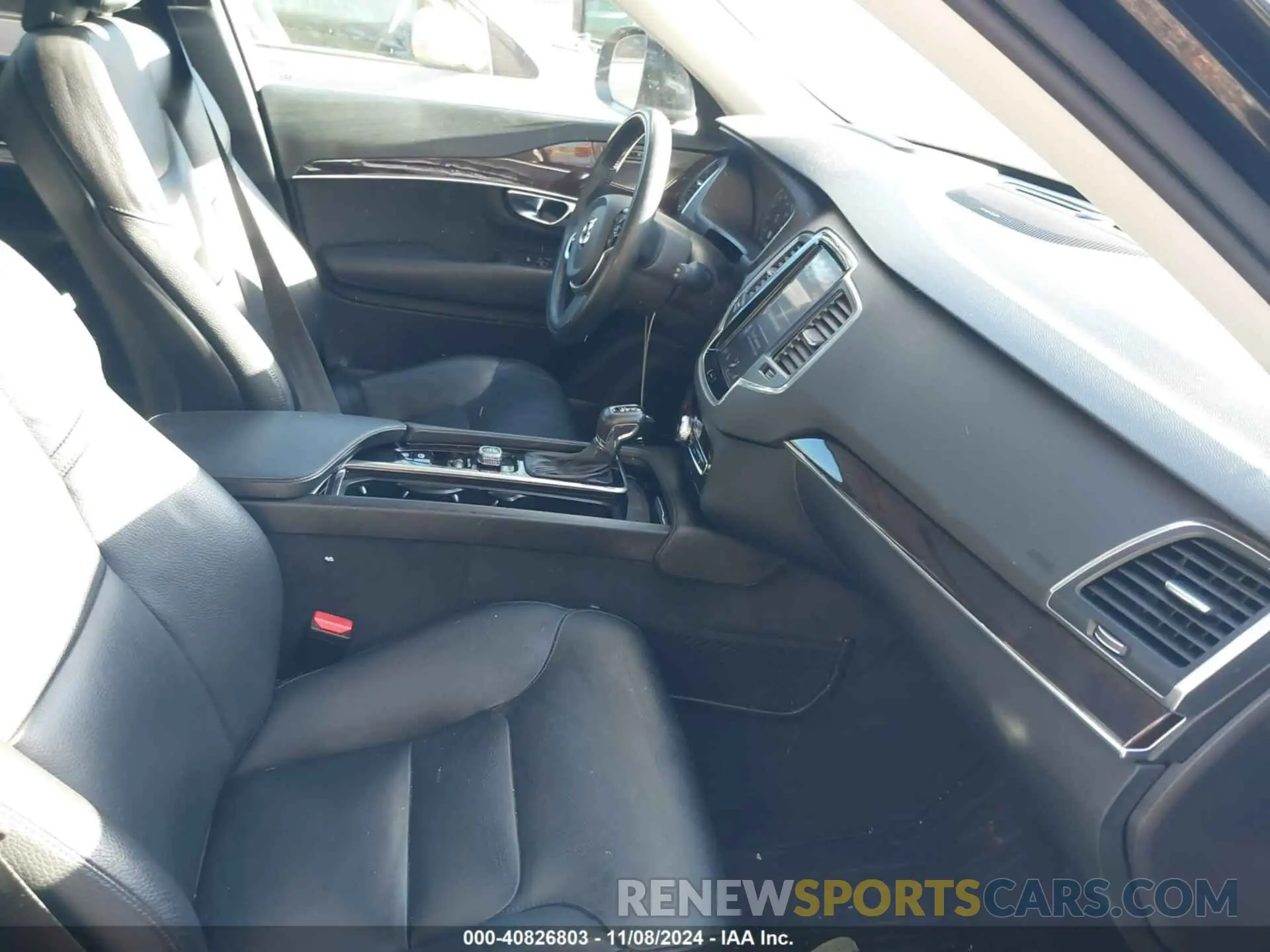 5 Photograph of a damaged car YV4A22PK4K1499428 VOLVO XC90 2019