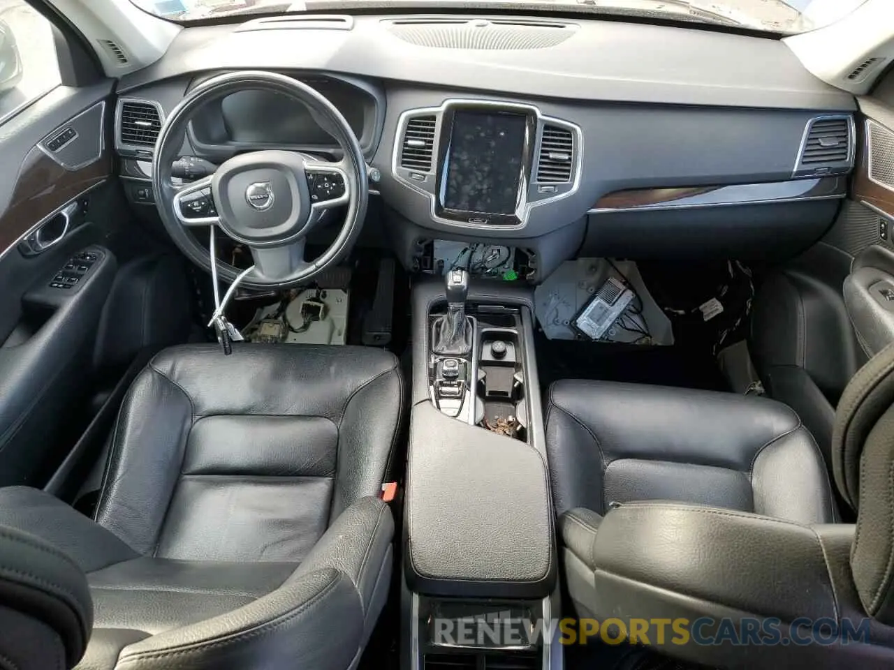 8 Фотография поврежденного автомобиля YV4A22PK6K1484218 VOLVO XC90 2019