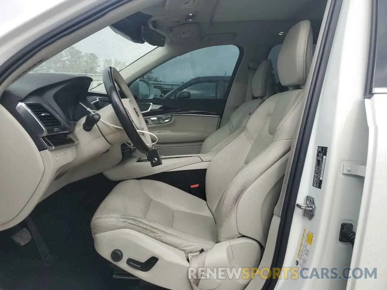 7 Photograph of a damaged car YV4A22PK8K1448997 VOLVO XC90 2019