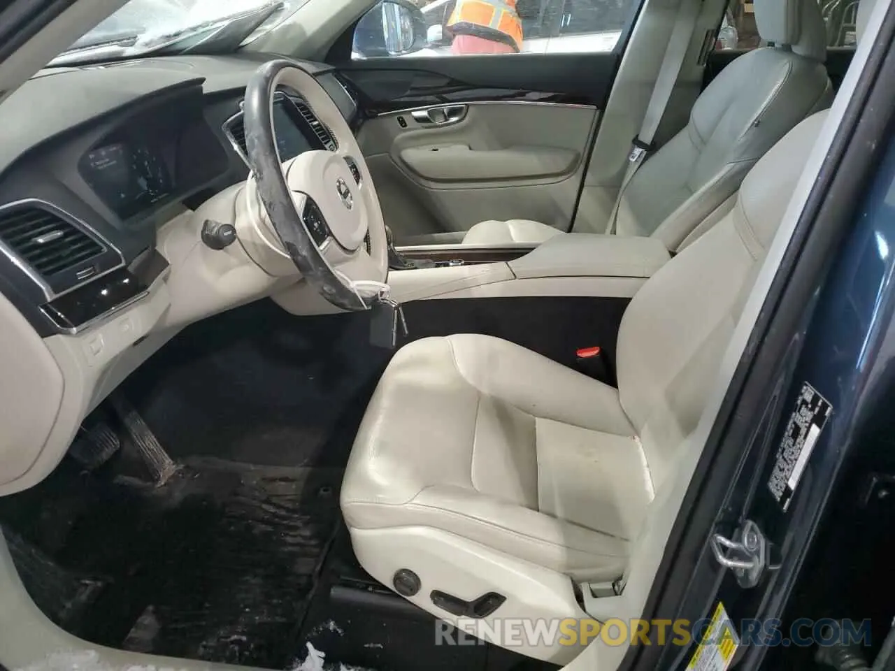 7 Photograph of a damaged car YV4A22PKXK1474386 VOLVO XC90 2019