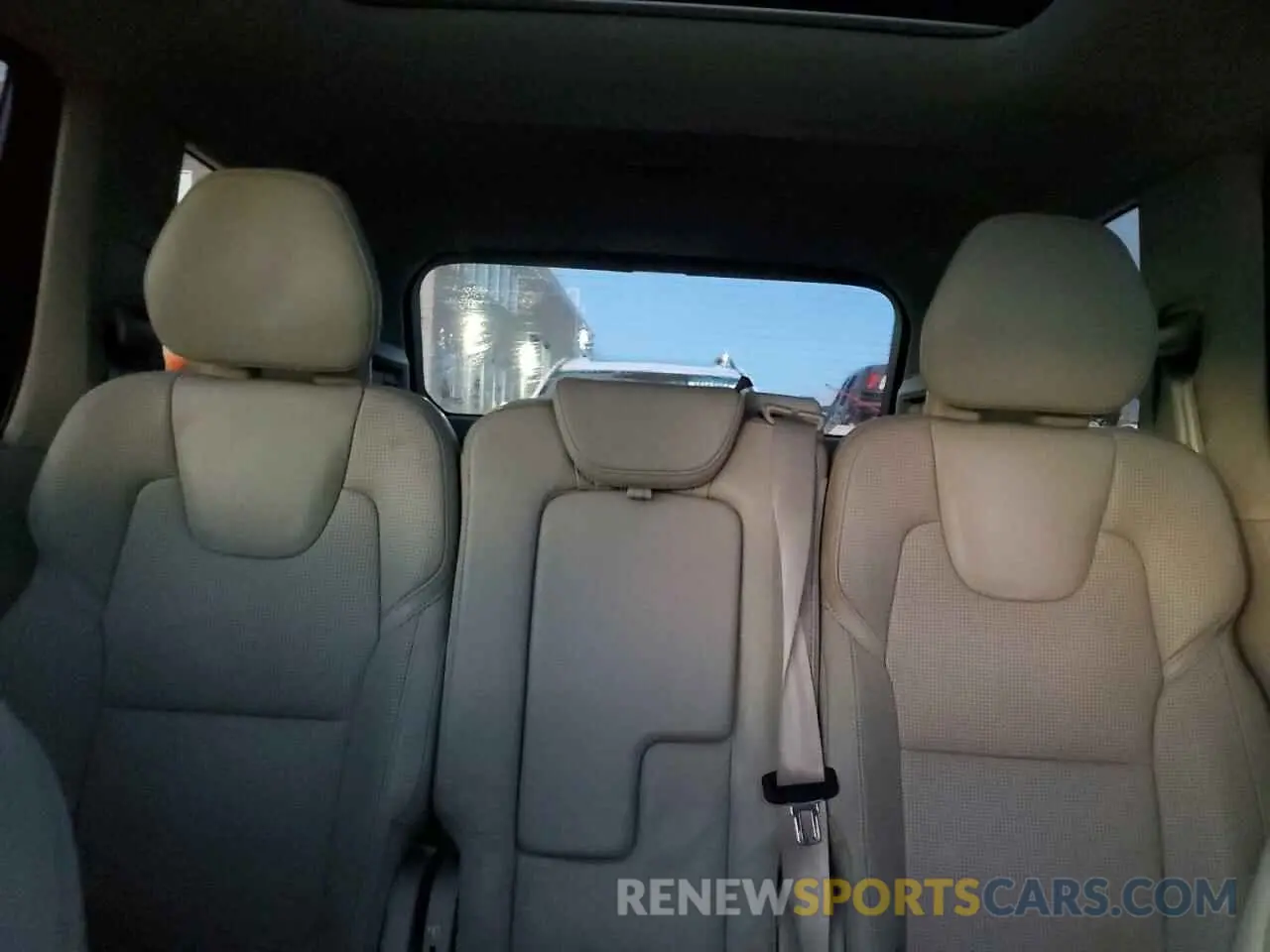 10 Фотография поврежденного автомобиля YV4A22PL2K1475010 VOLVO XC90 2019