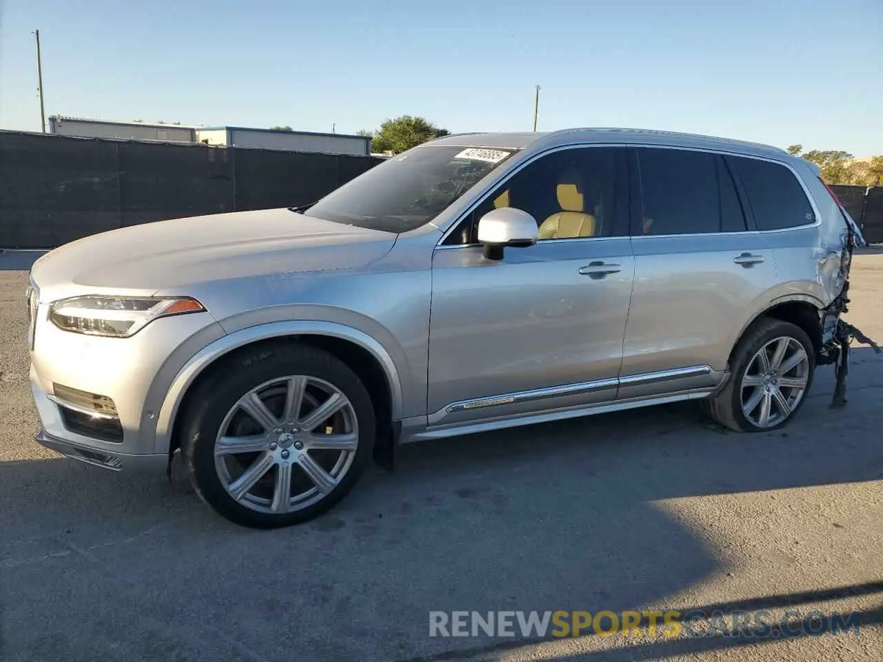 1 Photograph of a damaged car YV4A22PL2K1493118 VOLVO XC90 2019