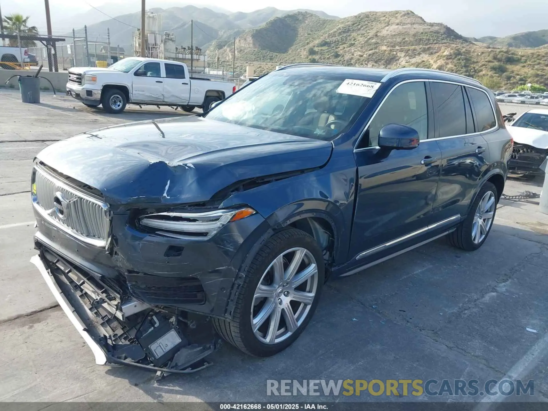 2 Photograph of a damaged car YV4A22PL8K1425924 VOLVO XC90 2019