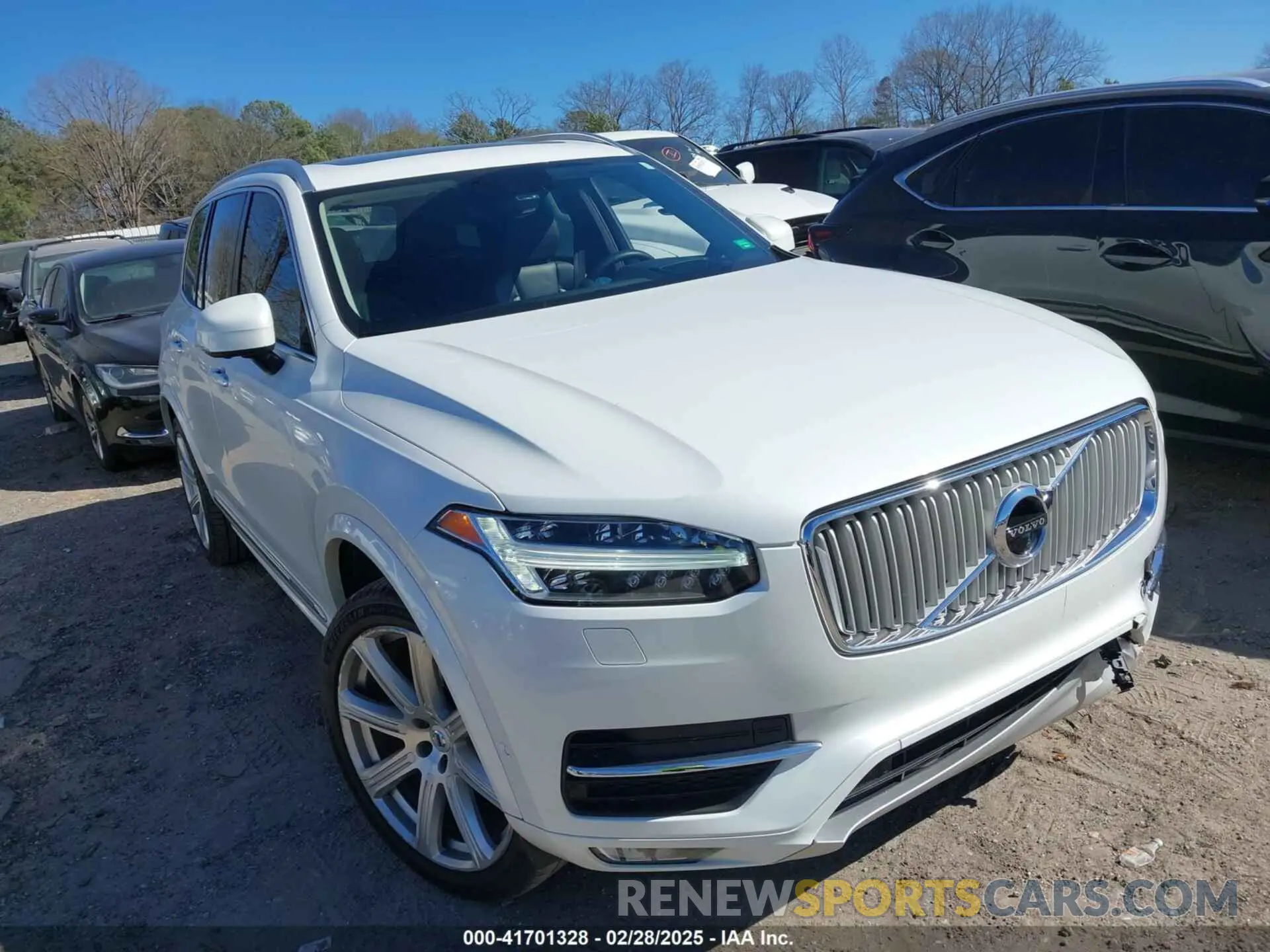 1 Photograph of a damaged car YV4A22PL8K1451651 VOLVO XC90 2019