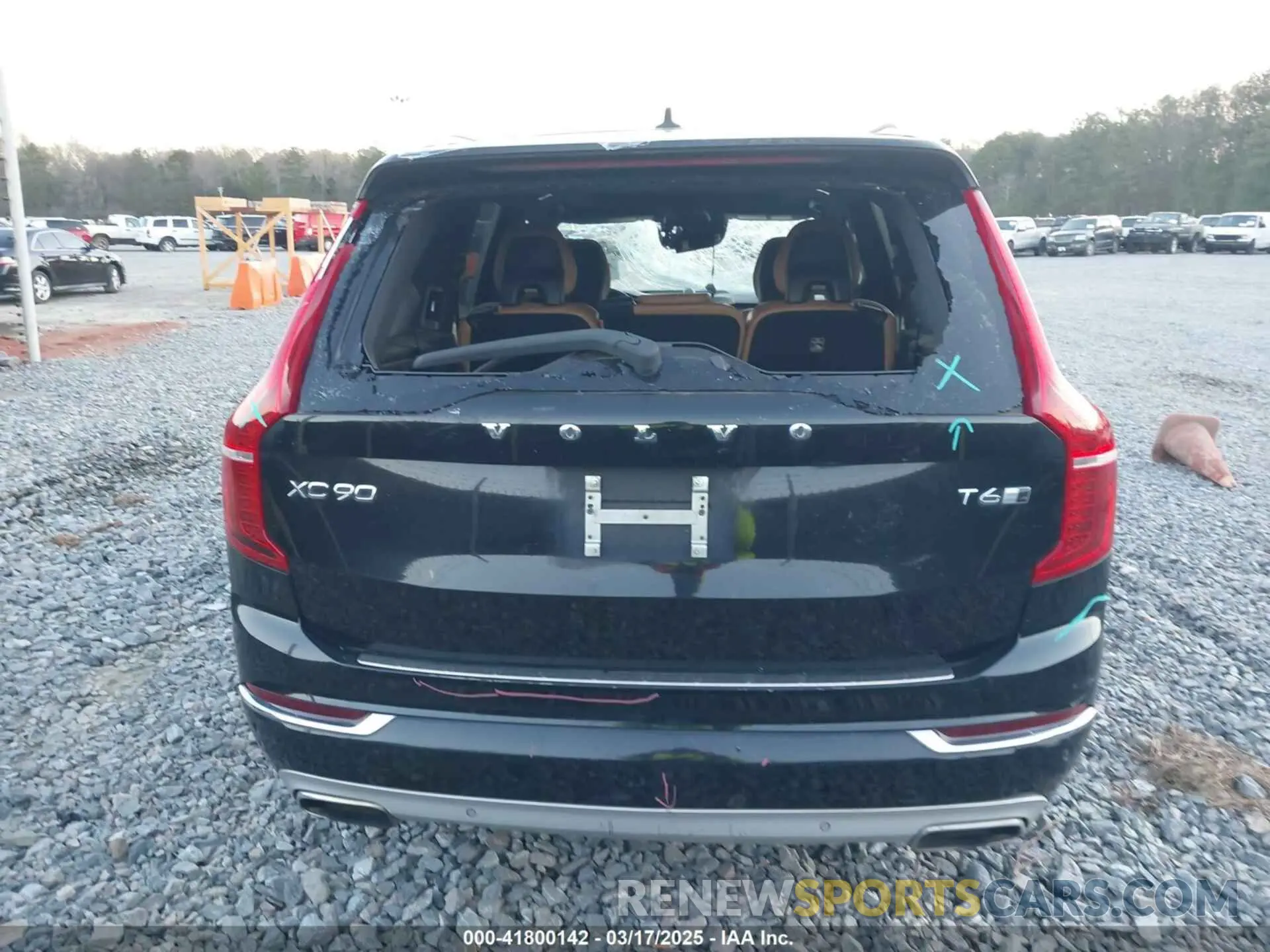 16 Photograph of a damaged car YV4A22PL8K1475898 VOLVO XC90 2019
