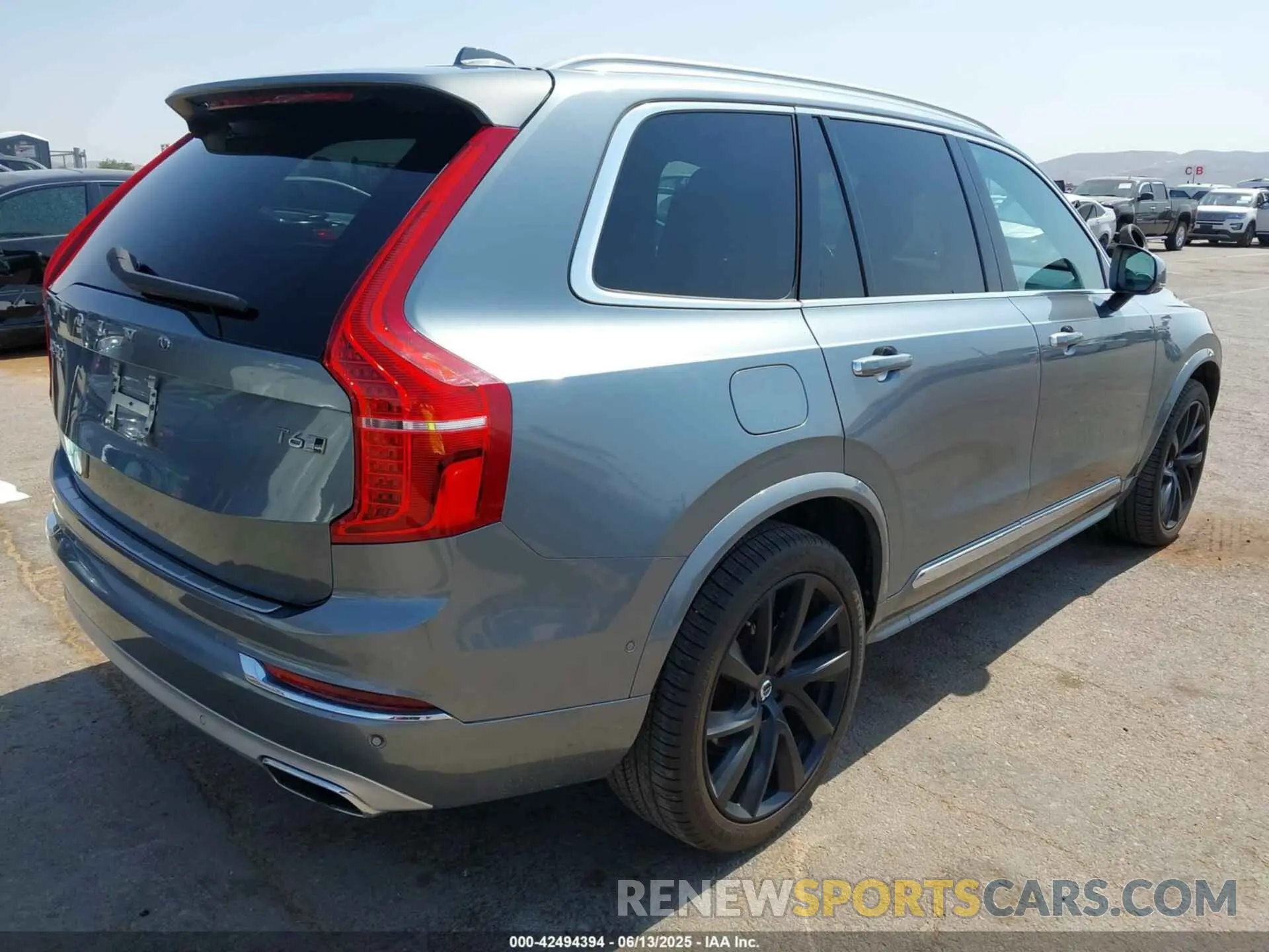 4 Photograph of a damaged car YV4A22PL9K1440626 VOLVO XC90 2019