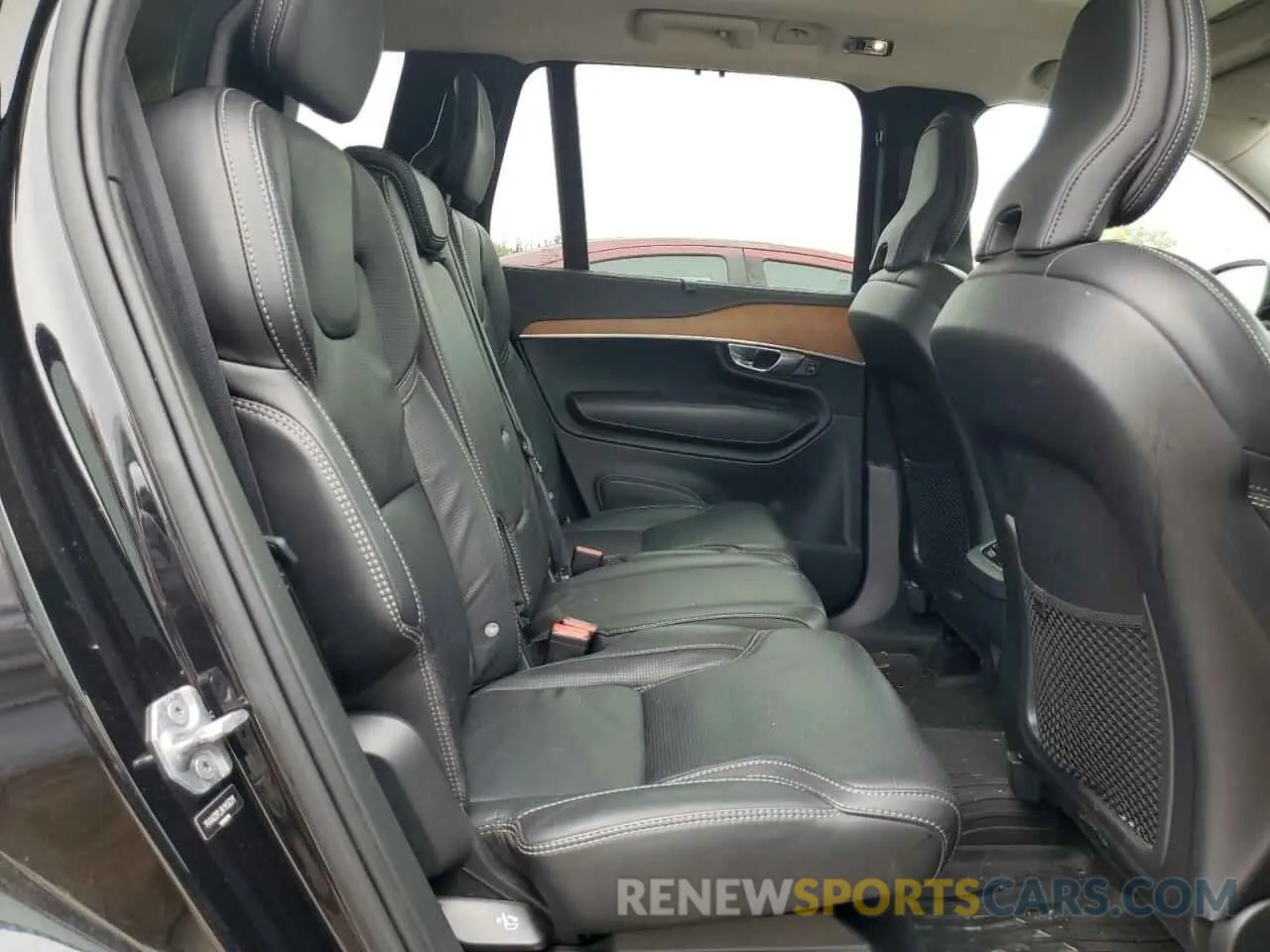 11 Photograph of a damaged car YV4A22PL9K1456311 VOLVO XC90 2019