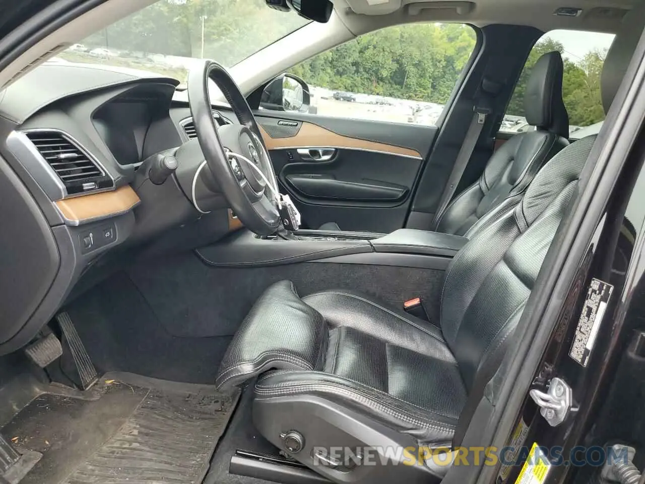 7 Photograph of a damaged car YV4A22PL9K1456311 VOLVO XC90 2019