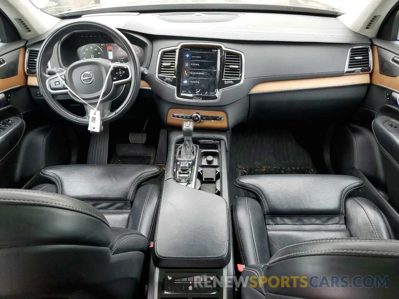8 Photograph of a damaged car YV4A22PL9K1456311 VOLVO XC90 2019