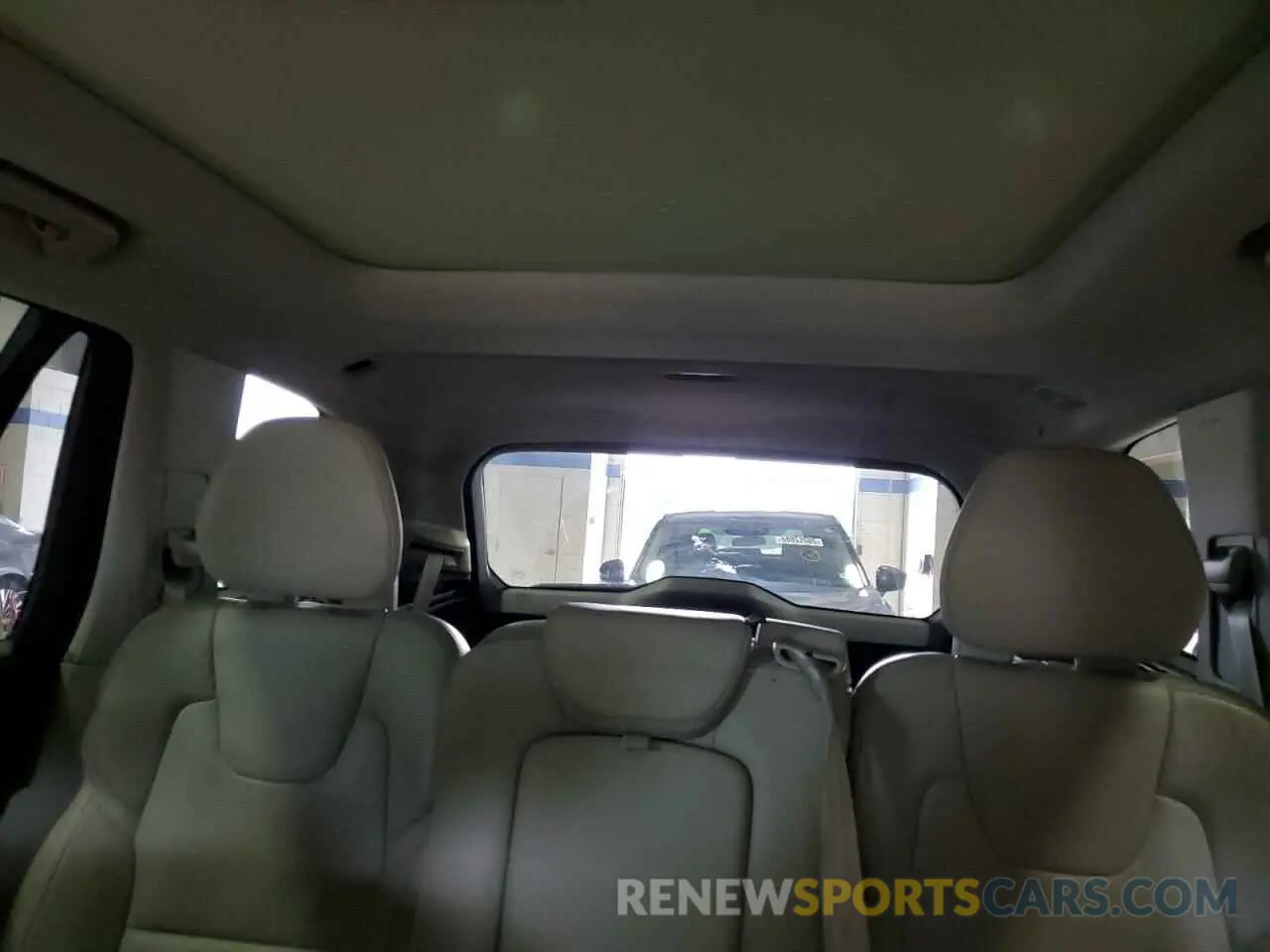 10 Фотография поврежденного автомобиля YV4A22PLXK1511820 VOLVO XC90 2019