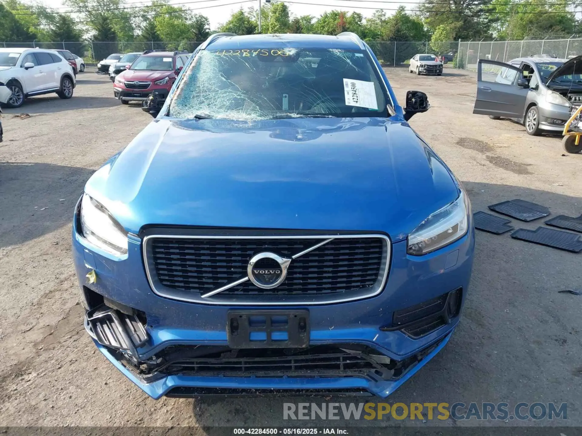 12 Фотография поврежденного автомобиля YV4A22PM5K1429793 VOLVO XC90 2019