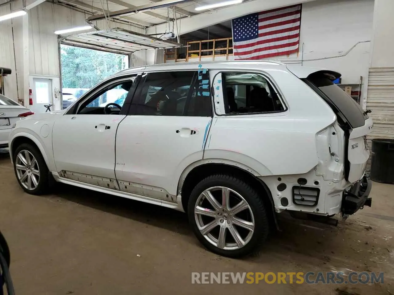 2 Photograph of a damaged car YV4BR0CL5K1431528 VOLVO XC90 2019