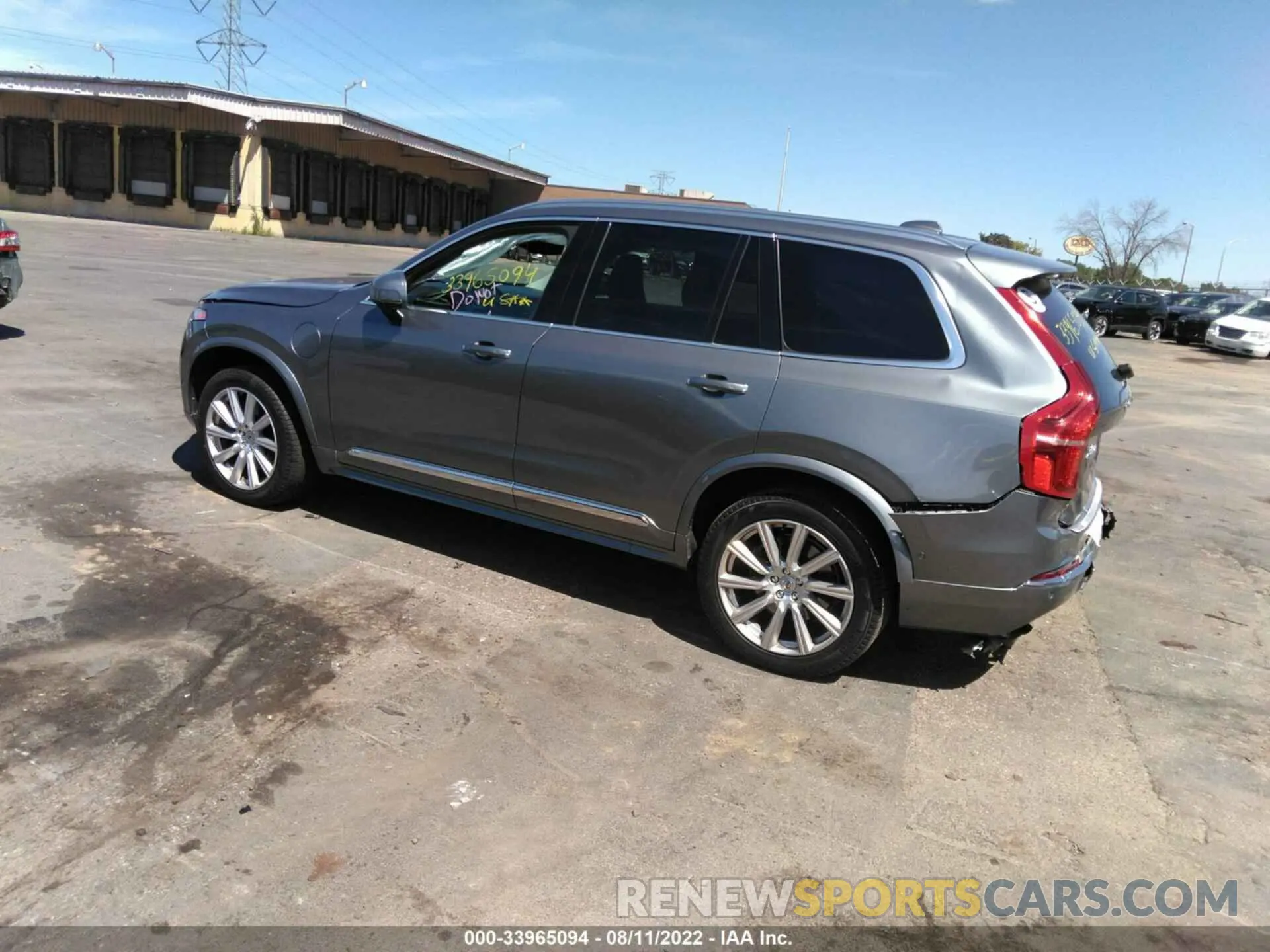3 Фотография поврежденного автомобиля YV4BR0CLXK1433470 VOLVO XC90 2019