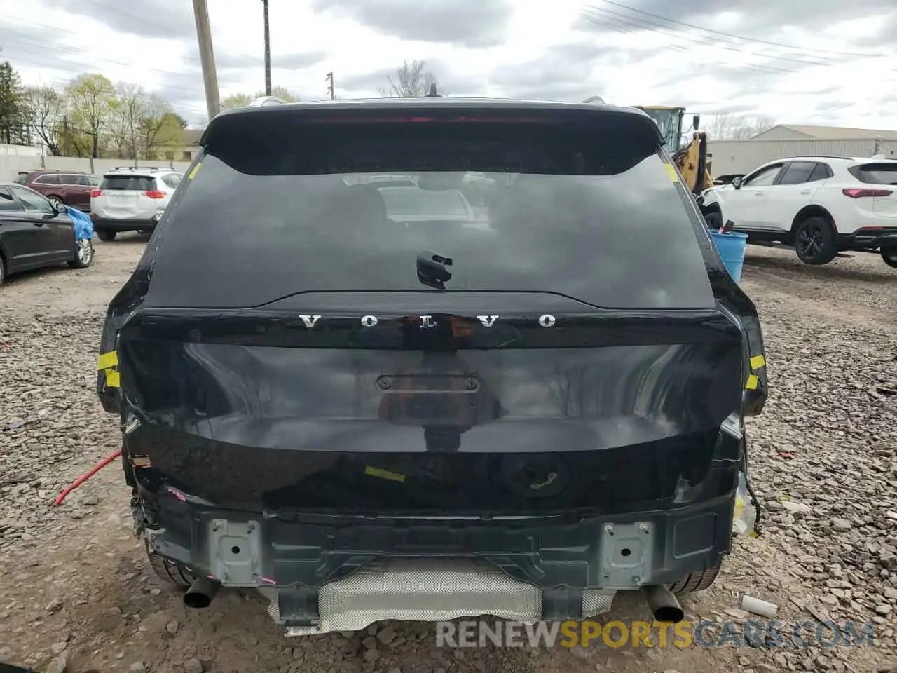 6 Photograph of a damaged car YV4102PK4L1571266 VOLVO XC90 2020