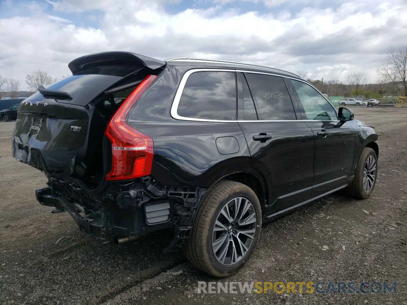 4 Photograph of a damaged car YV4102PK5L1619583 VOLVO XC90 2020
