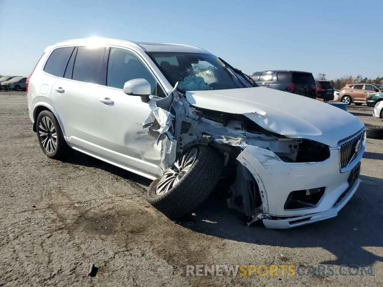 4 Photograph of a damaged car YV4102PK6L1605451 VOLVO XC90 2020