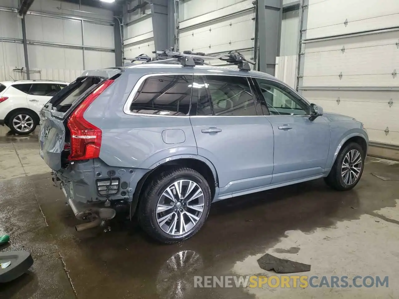 3 Photograph of a damaged car YV4102PK8L1558214 VOLVO XC90 2020