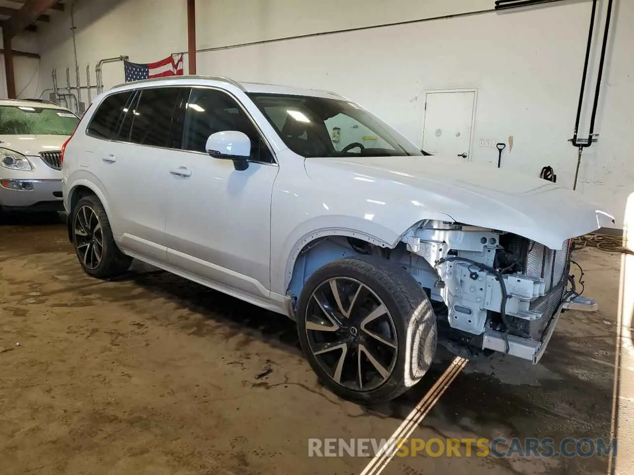 4 Фотография поврежденного автомобиля YV4A221K9L1567975 VOLVO XC90 2020