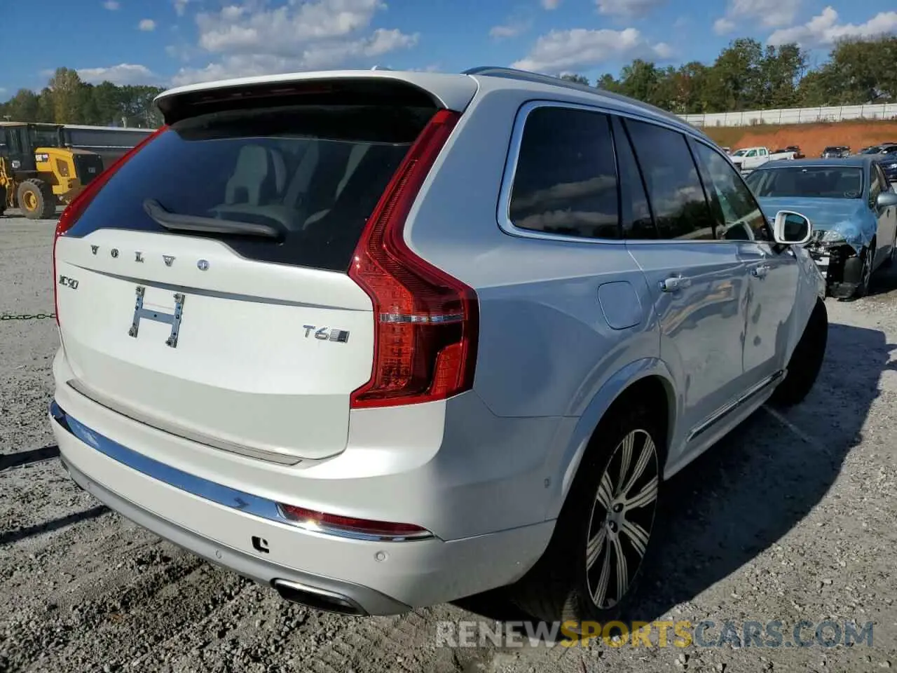 4 Photograph of a damaged car YV4A221L9L1552580 VOLVO XC90 2020