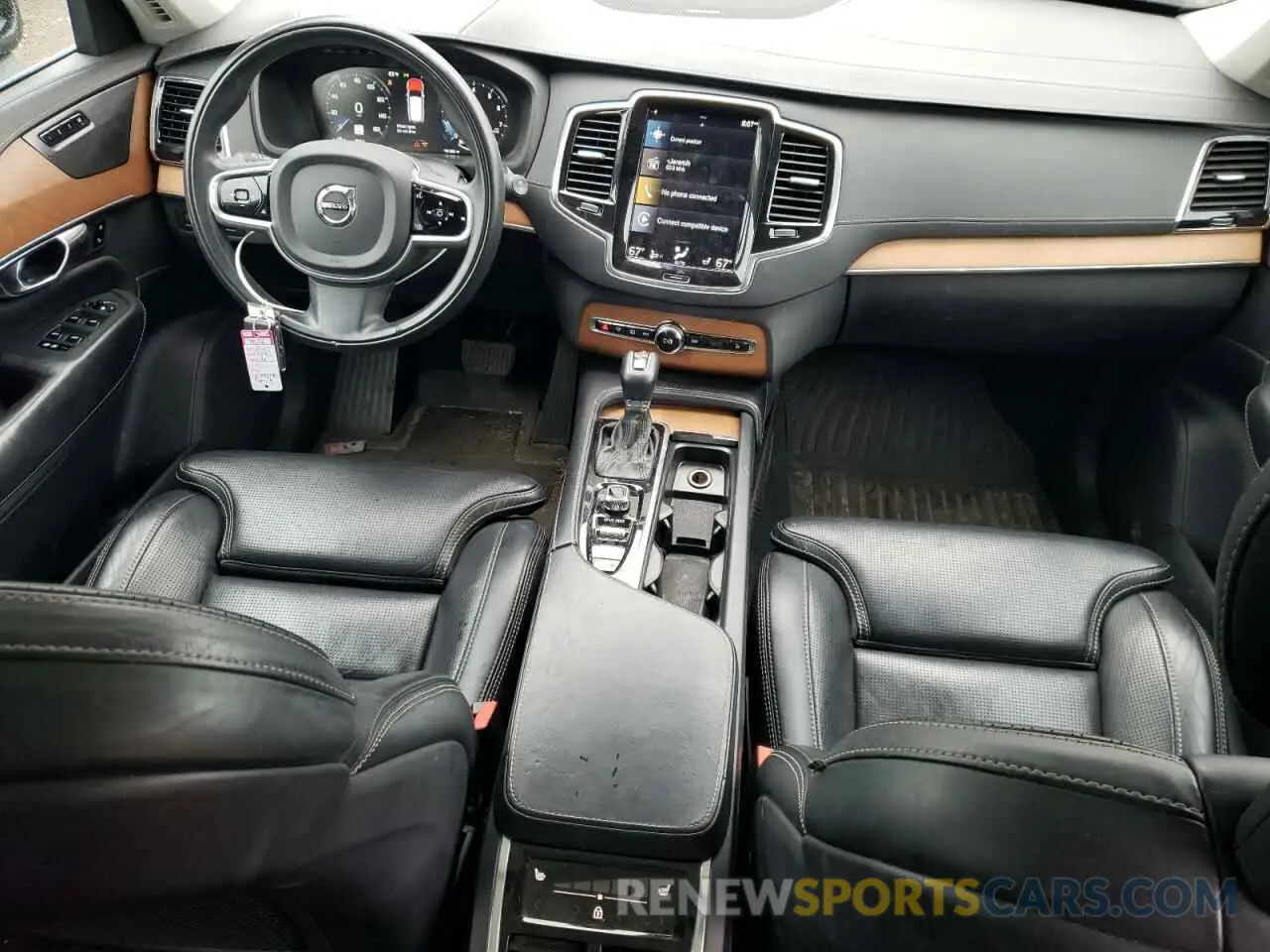 8 Photograph of a damaged car YV4A221LXL1533035 VOLVO XC90 2020