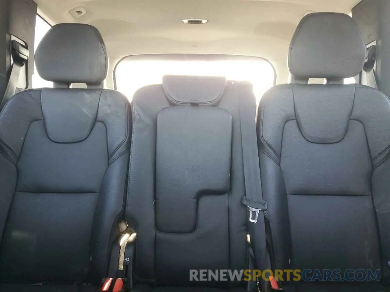 10 Фотография поврежденного автомобиля YV4A22PK0L1596658 VOLVO XC90 2020