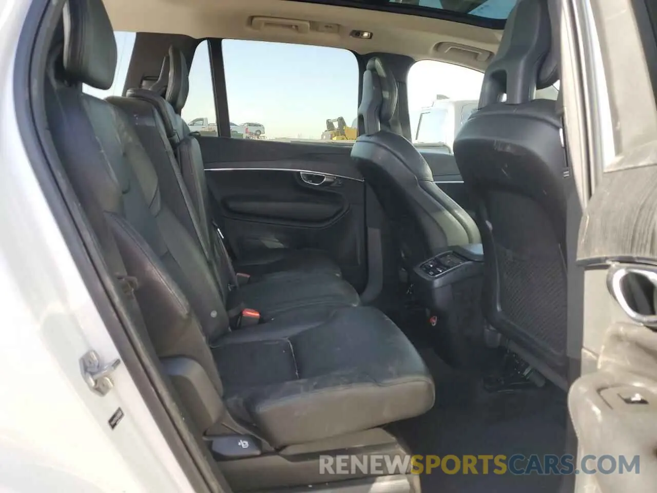 11 Фотография поврежденного автомобиля YV4A22PK0L1596658 VOLVO XC90 2020