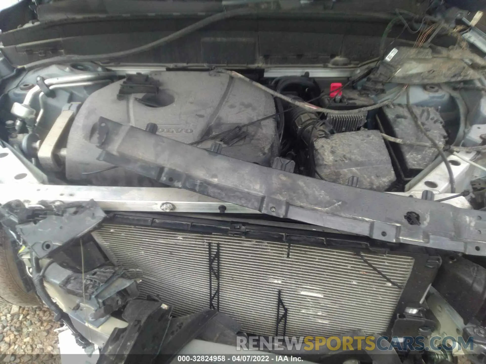 10 Фотография поврежденного автомобиля YV4A22PK0L1611482 VOLVO XC90 2020
