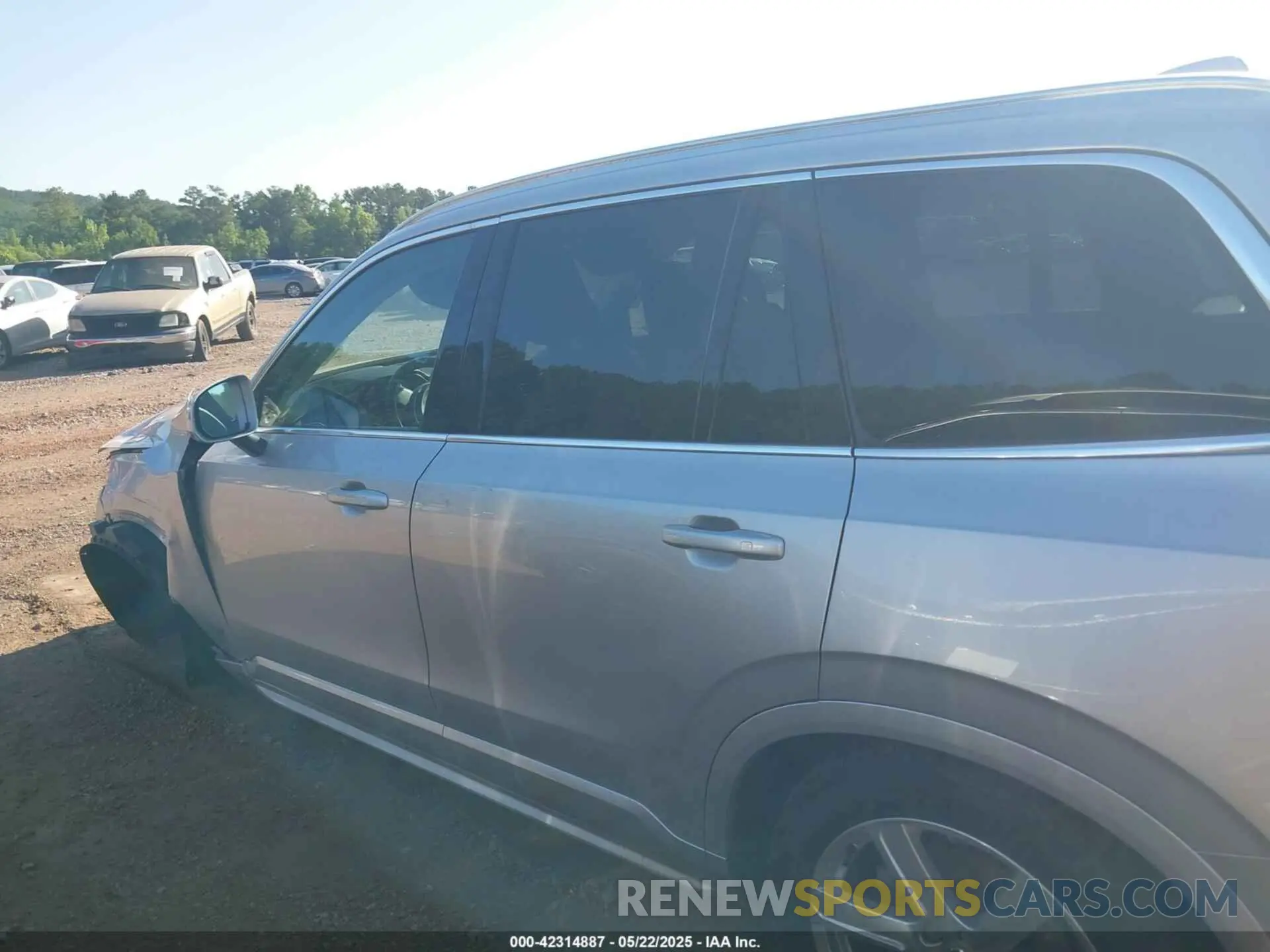 15 Фотография поврежденного автомобиля YV4A22PK1L1569615 VOLVO XC90 2020