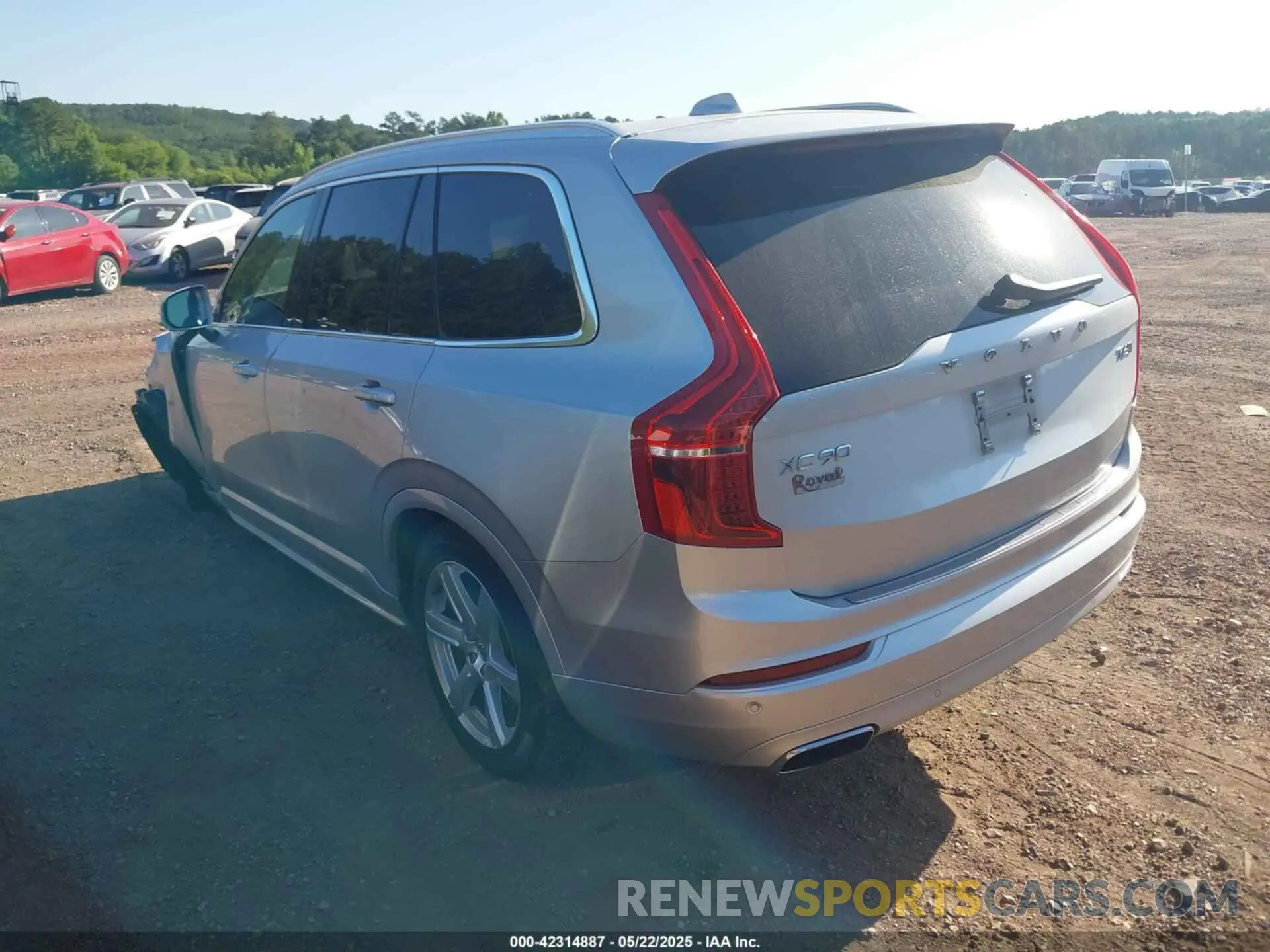 3 Фотография поврежденного автомобиля YV4A22PK1L1569615 VOLVO XC90 2020