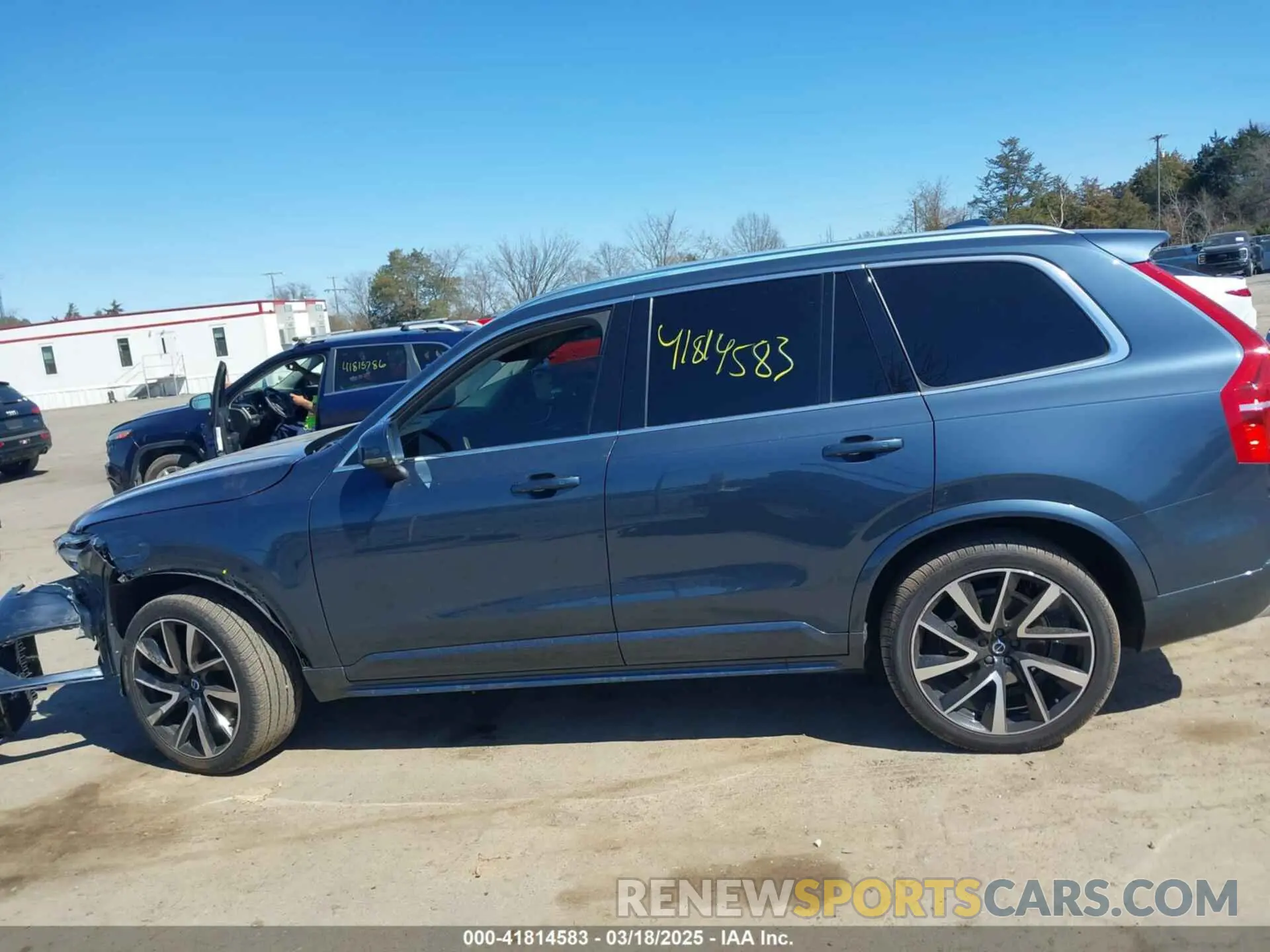 15 Photograph of a damaged car YV4A22PK3L1535353 VOLVO XC90 2020
