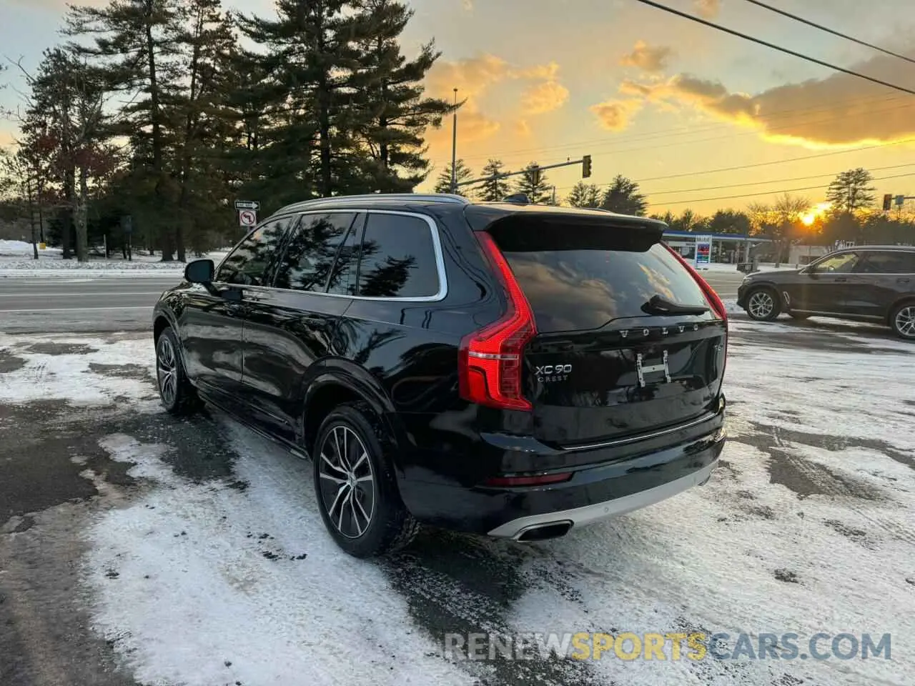 4 Фотография поврежденного автомобиля YV4A22PK7L1550227 VOLVO XC90 2020