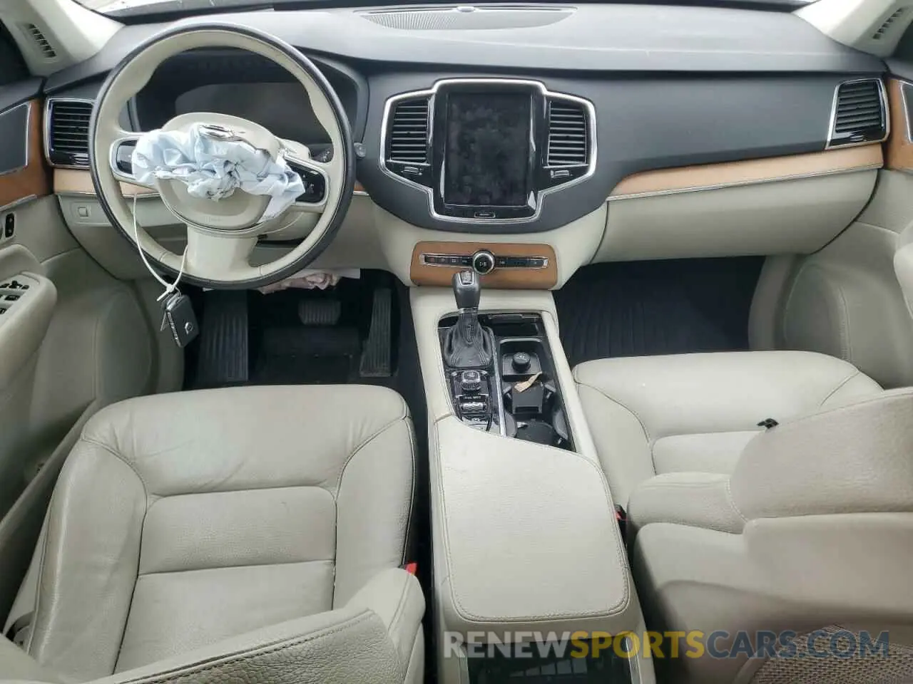 8 Фотография поврежденного автомобиля YV4A22PK7L1561860 VOLVO XC90 2020