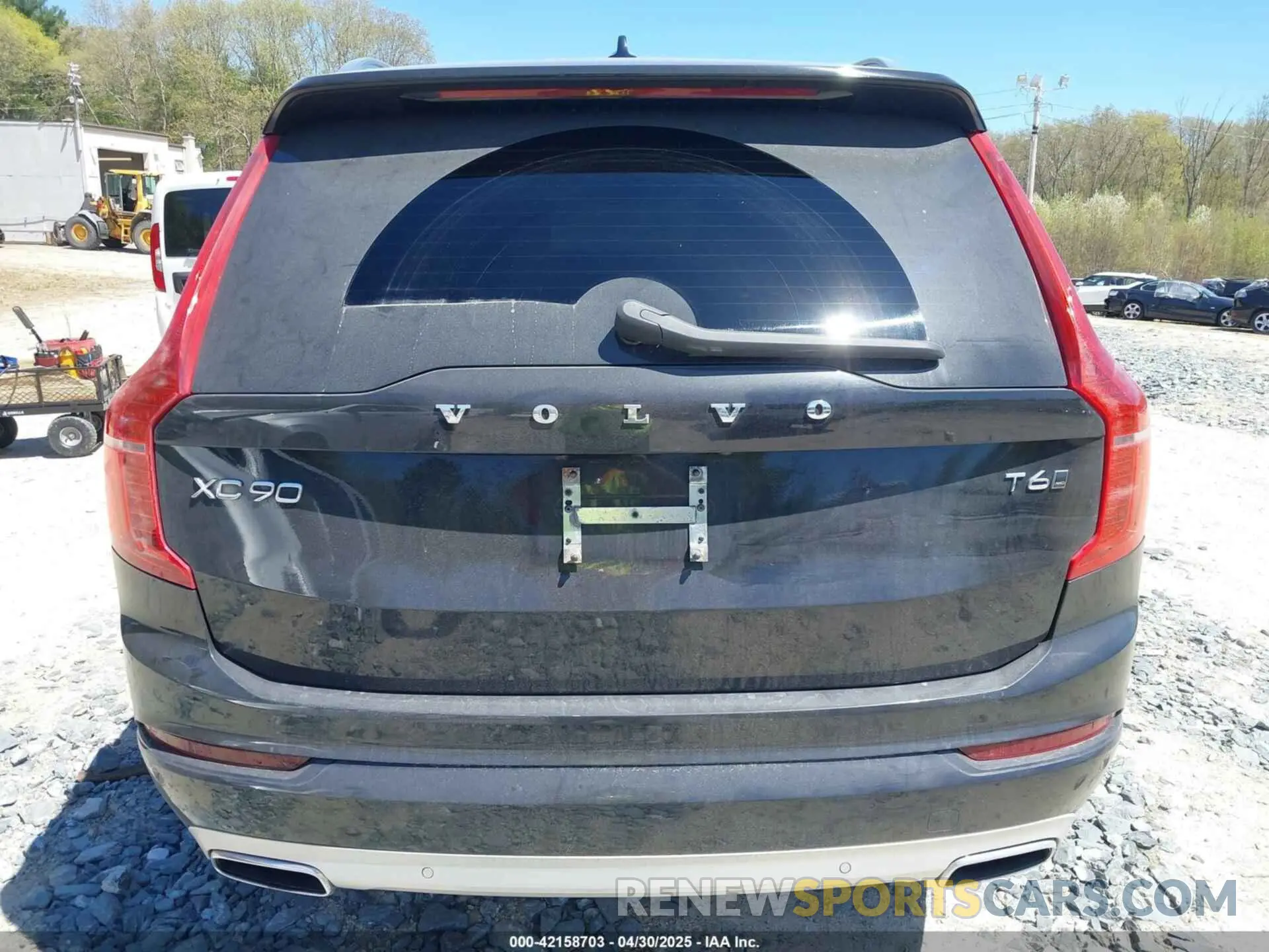 17 Photograph of a damaged car YV4A22PK8L1554545 VOLVO XC90 2020